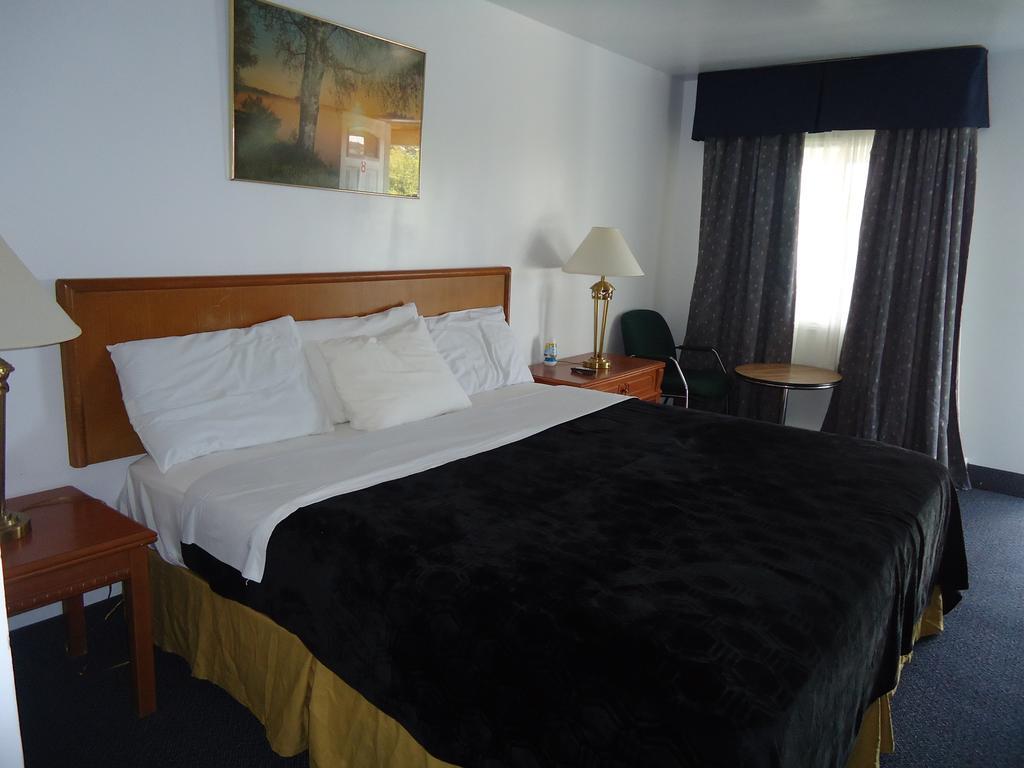 Westmount Motel Woodstock Ruang foto