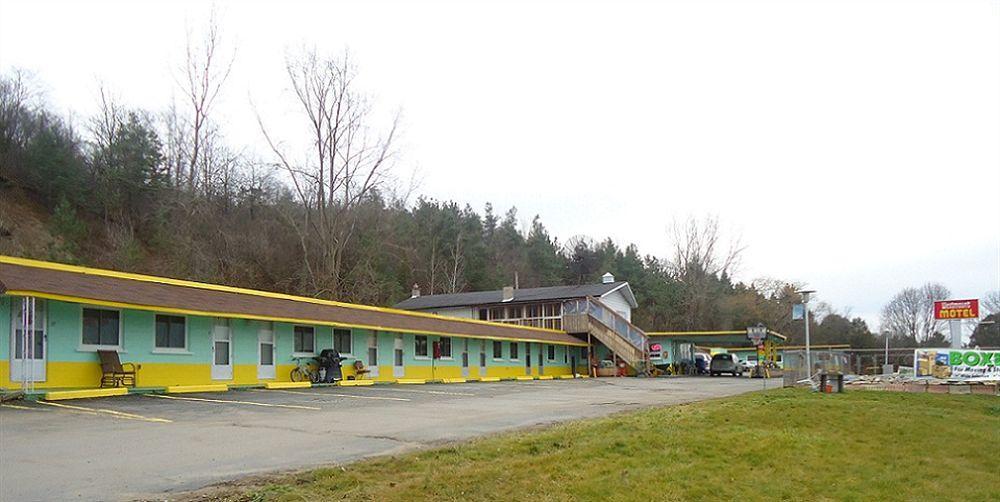 Westmount Motel Woodstock Bagian luar foto