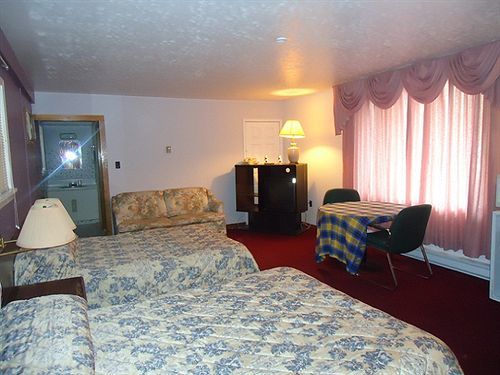 Westmount Motel Woodstock Bagian luar foto