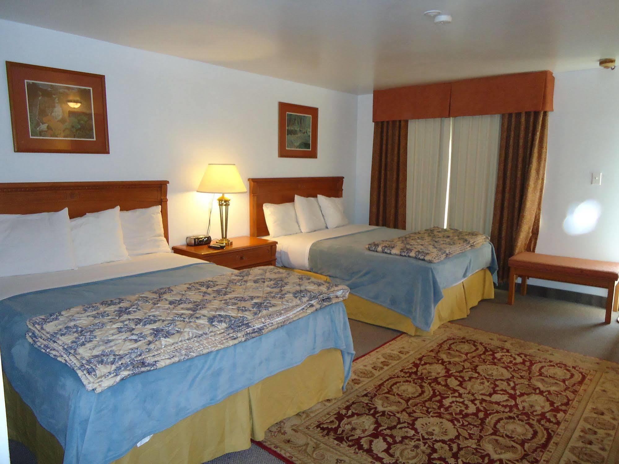 Westmount Motel Woodstock Bagian luar foto
